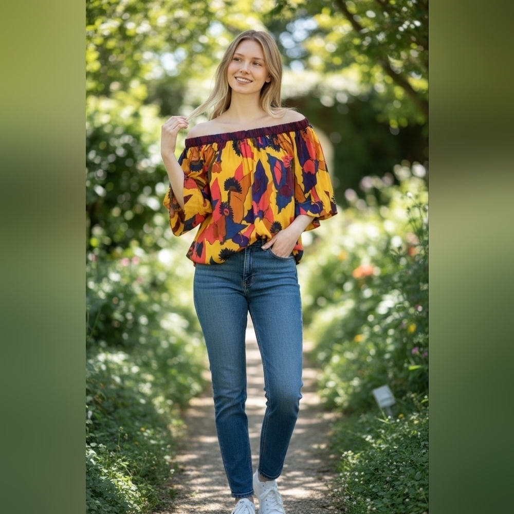Free People Womena Xs Blouse Can Fit A Medium Colorful Floral Like New